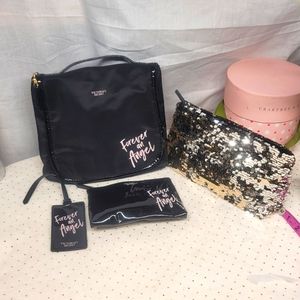 Bundle Victoria's Secret cosmet bag